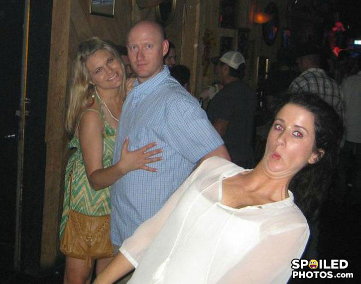 - My GF just dumped me, im looking for Revenge.
Pos