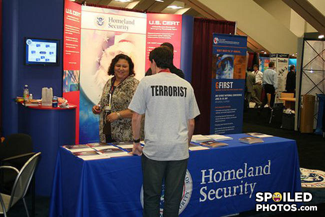 Homeland_security_booth