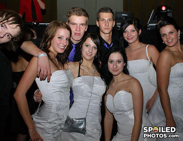 Photobomber