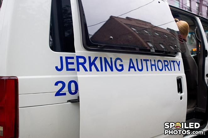 Jerking_authority